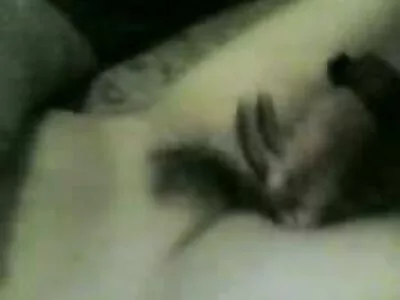 Lekfull MILF med glasögon knullade svensk porn video efter erotiskt muntligt förspel