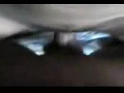 Söt tjej suger glupskt det där massiva skaftet svenska sex cam